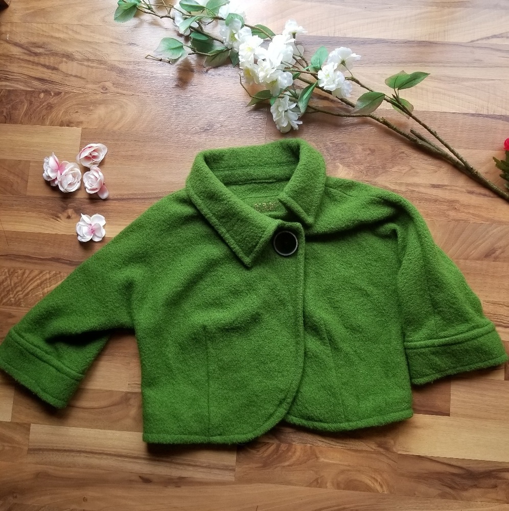 Cropped wool peacoat